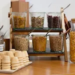 酒店 南希中心火车站及议会宜必思酒店