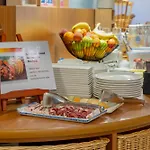 南希中心火车站及议会宜必思酒店 酒店