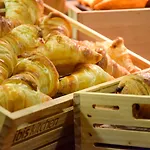 酒店 南希中心火车站及议会宜必思酒店 3*