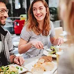 南希中心火车站及议会宜必思酒店 酒店