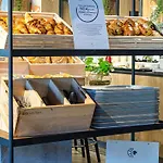 酒店 南希中心火车站及议会宜必思酒店