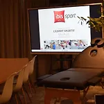 酒店 南希中心火车站及议会宜必思酒店 南锡