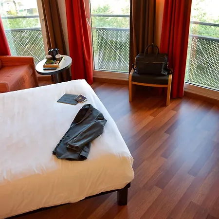 Hotel Ibis Centre Gare Et Congres