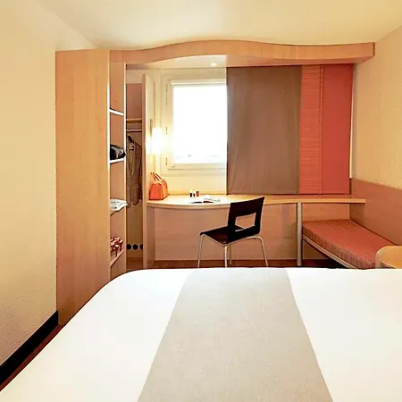 Ibis Centre Gare Et Congres Hotel 3*