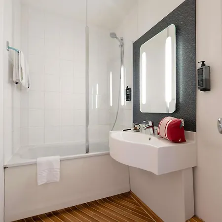 Ibis Centre Gare Et Congres Νανσύ