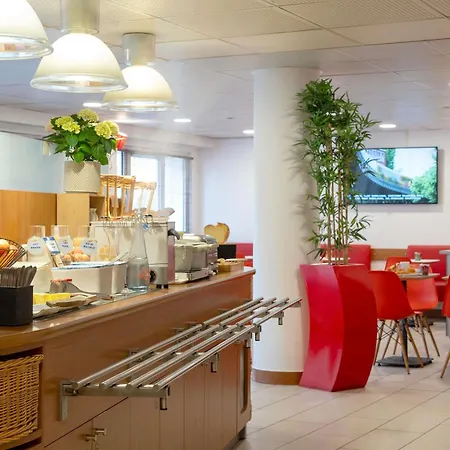Ibis Centre Gare Et Congres 3*