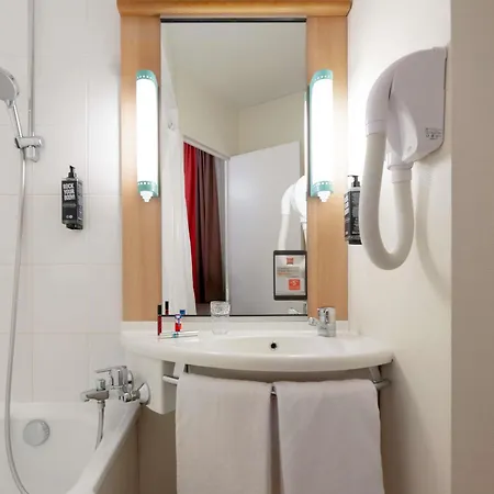 Hotel Ibis Centre Gare Et Congres 3*