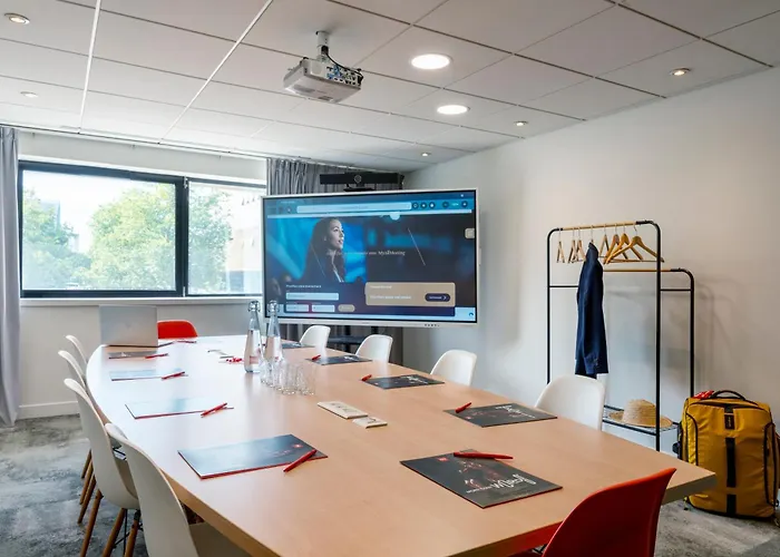 Hotel Ibis Centre Gare Et Congres 3*