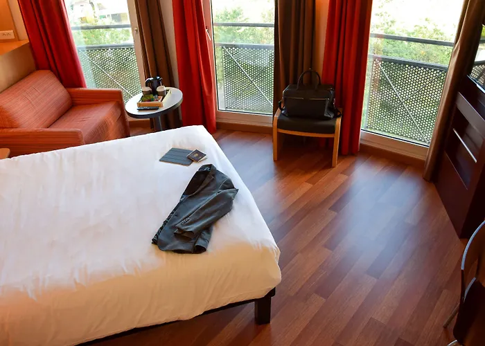 Ibis Centre Gare Et Congres 3*